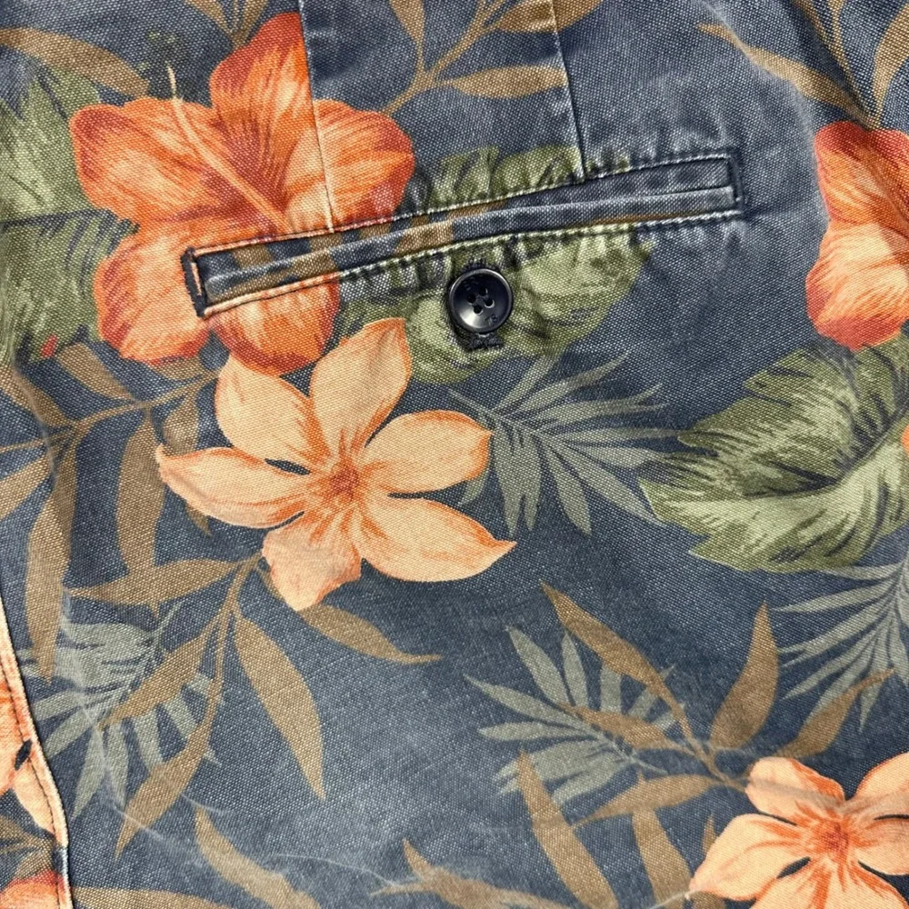 Banana Republic Shorts Mens 34 Blue Floral Tropical Hibiscus Cotton‎ Excellent